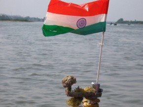 Plastic Indian flags might be banned