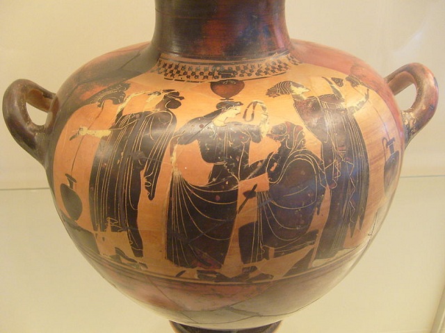 An Attic Greek vase from the 5th or 6th century B.C., showing two women filling water jars from fountains. Photo Wiki