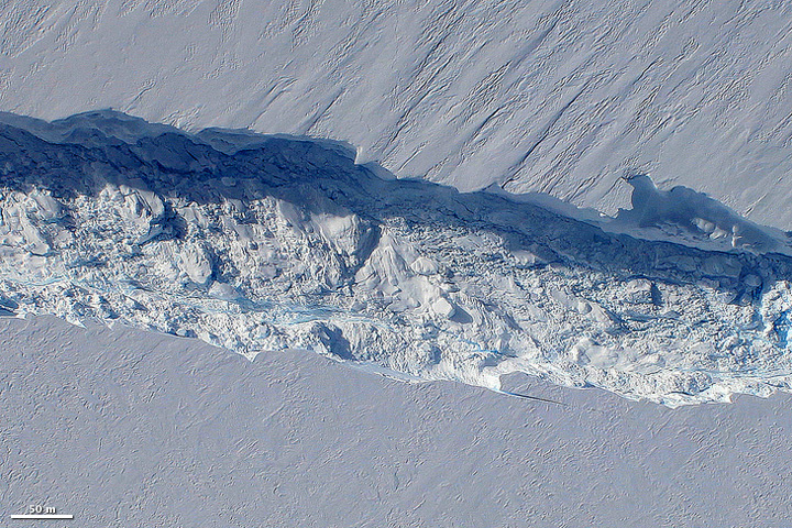 Antarctica - Ice all over