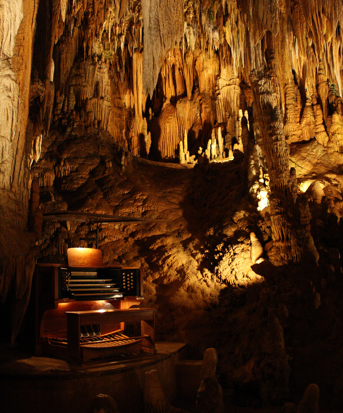 Great Stalacpipe Organ