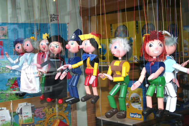 Stringed puppets
