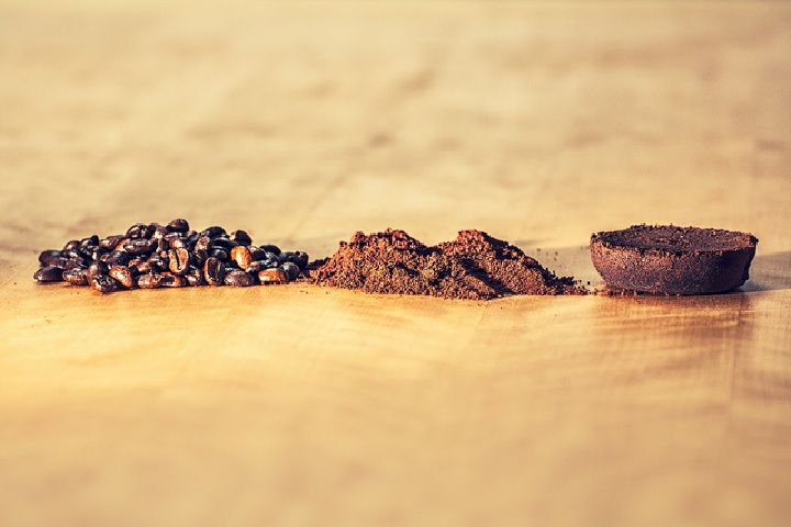 Coffee beans and coffee grounds