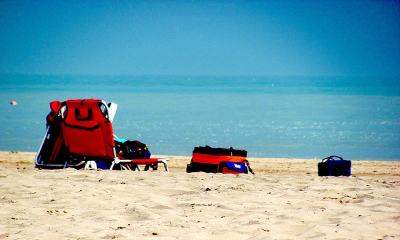 Holiday on the beach, Image Credit: Flickr User RichardBH, via CC